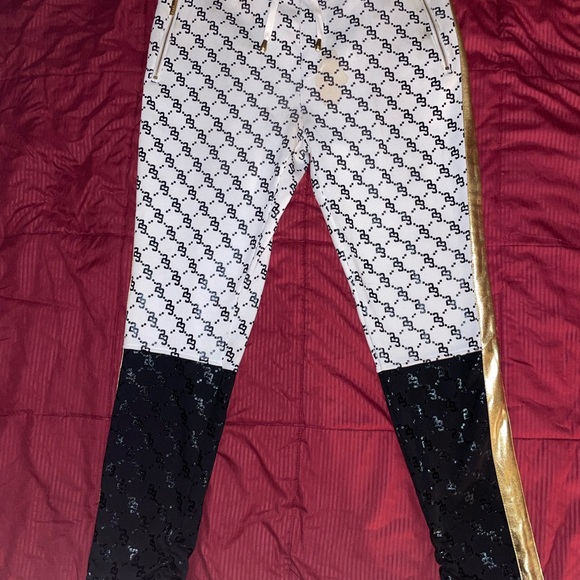 Black & white sweat suit By Twenty Three - Picture 8 of 12